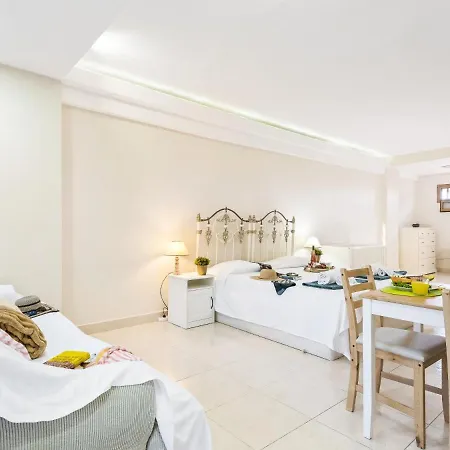 Apartament 324 Shopping Centre Pueblo Canario